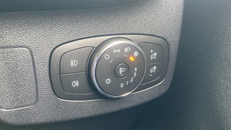 Ford Puma 1.0 EcoBoost Hybrid mHEV Titanium 5dr DCT Petrol Hatchback